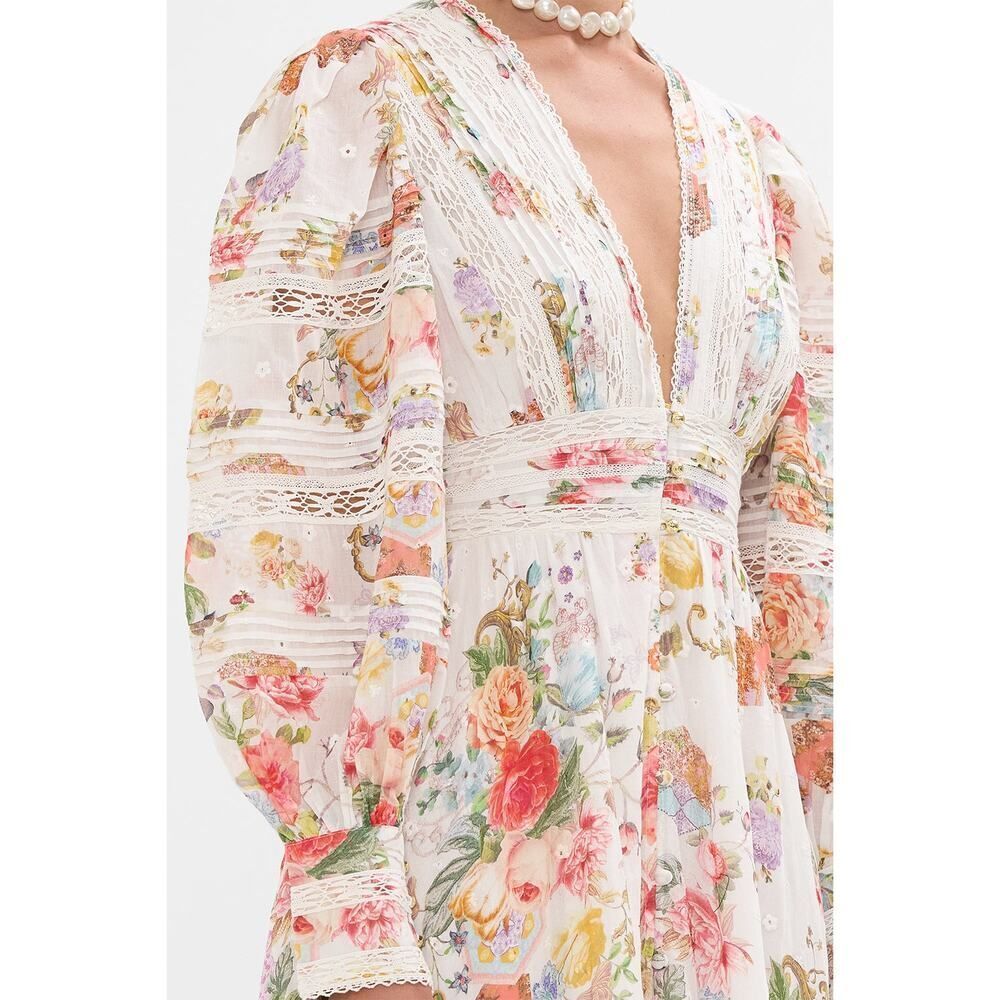 Camilla Button Front Dress With Lace Insert Detail
Sew Yesterday Small - Picture 7 of 12